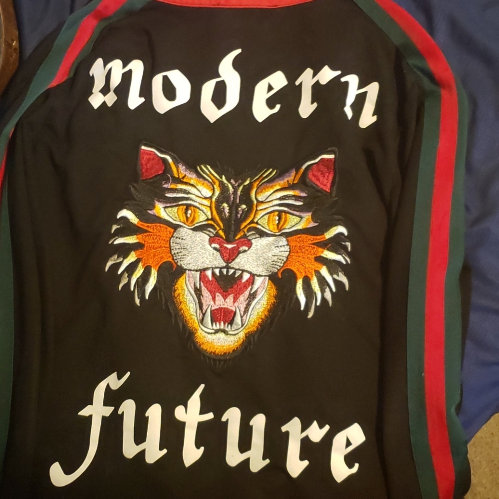 Gucci Jacket(Modern Future)